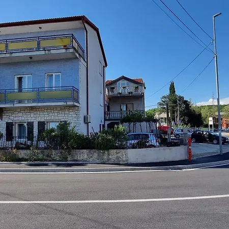 Tri Palme Apartmán Matulji